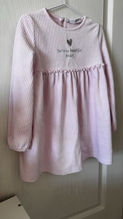 Продам детское платье в отличном состоянии