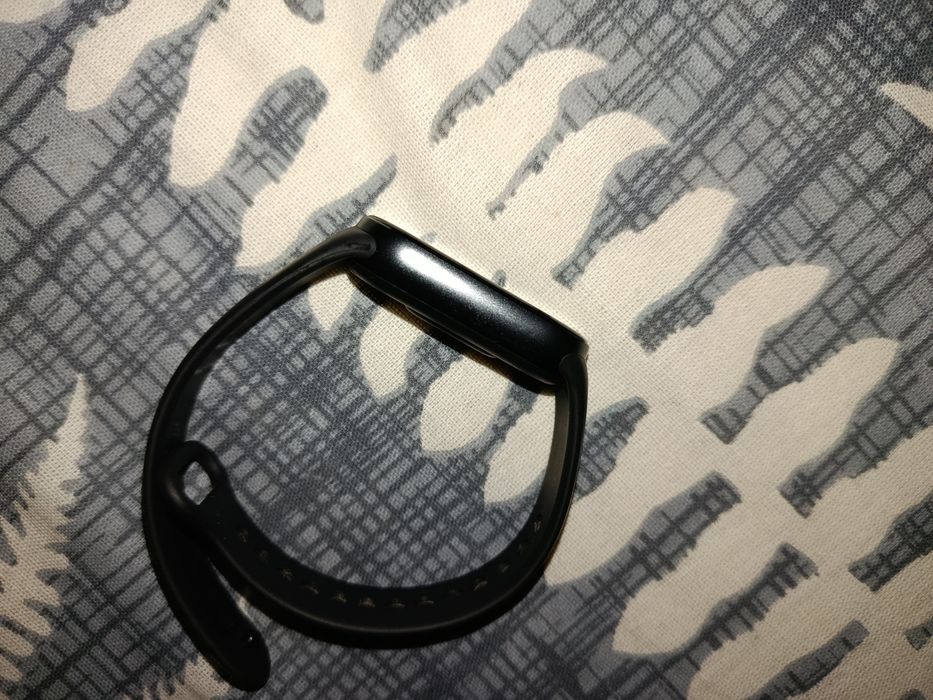 Идеальные часы Mi band 9