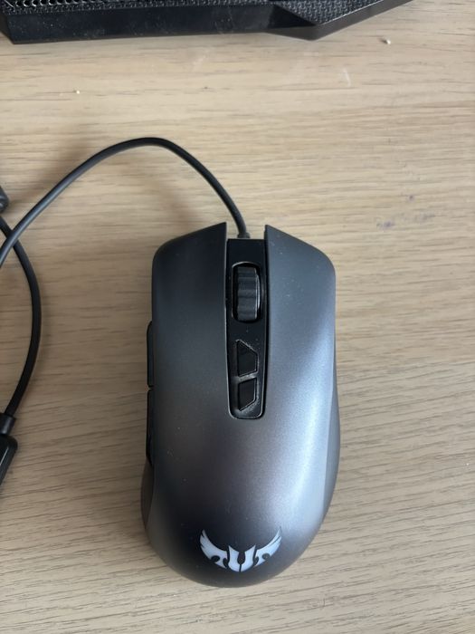 Pachet Laptop Gaming ASUS TUF Dash F15 – i7 / 16GB / RTX 3050 + Mouse, Cooler, Cameră, Cutie