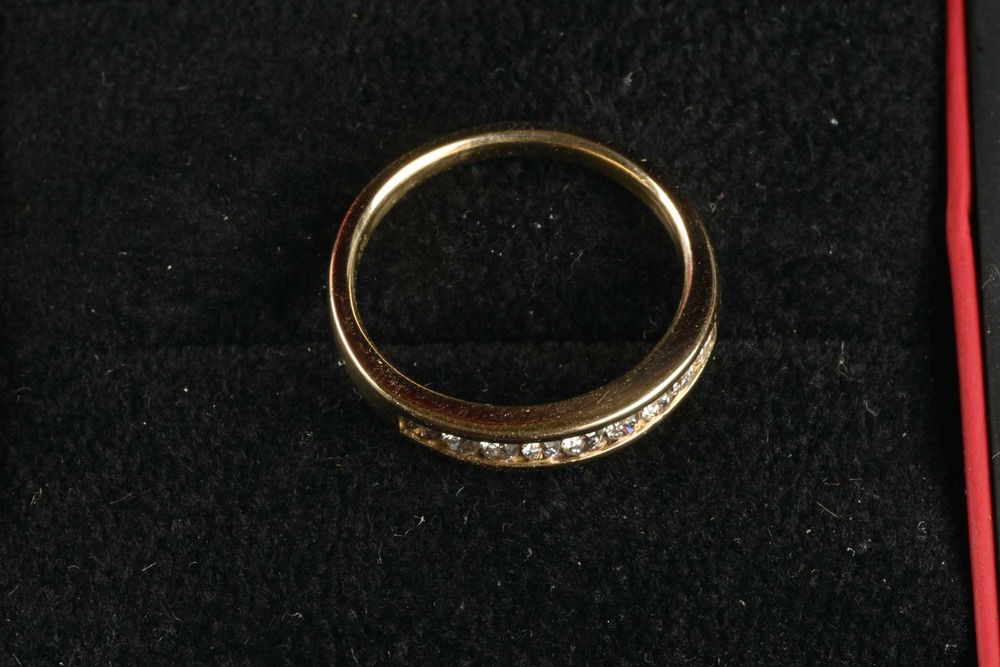 Златен Пръстен Халка Злато 585 (14К) с 9 диаманта 0.336 кт. Размер 54