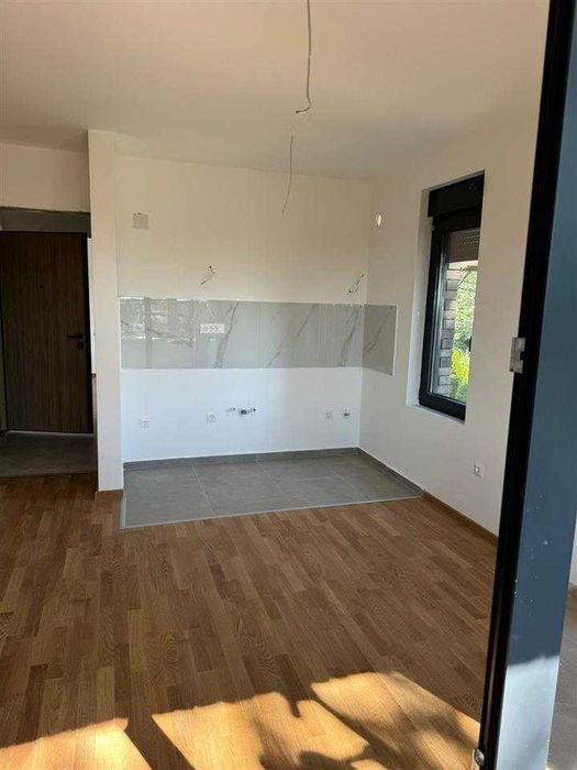 Дава се под наем Тристаен апартамент в Пловдив, Централна гара - 87 кв.м за 249.9 € - Снимка #3