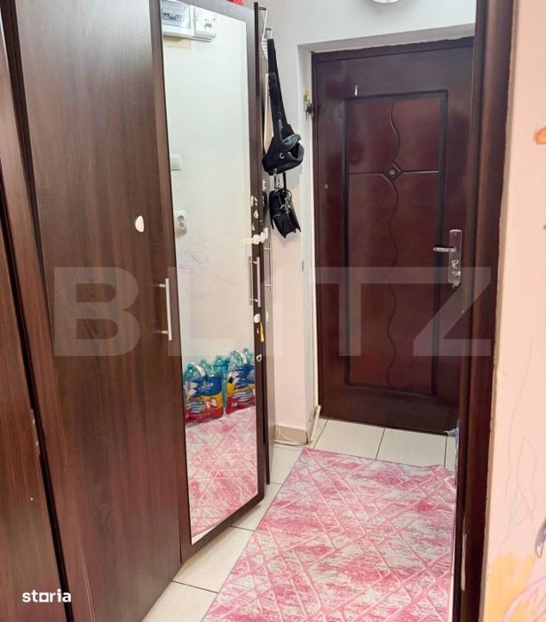 Garsoniera, 27,60 mp utili, zona Lapus
