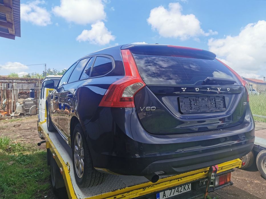 Волво V60 На части
