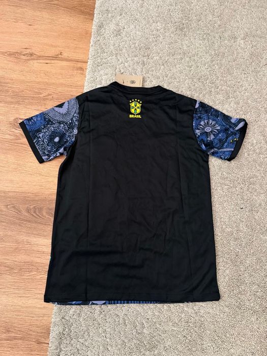 Tricou fotbal nou
