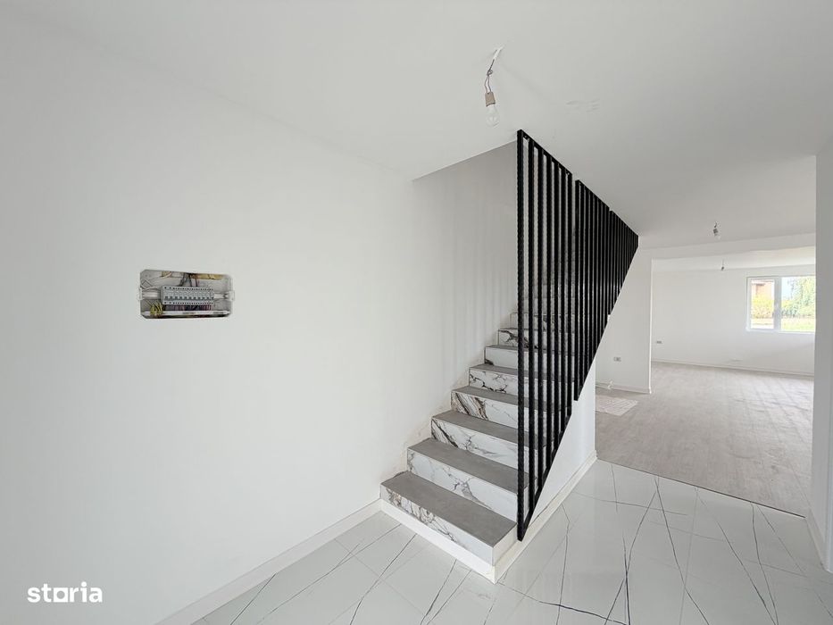 Duplex de vânzare cu 2 apartamente zona nouă Via Carmina (pentru tine)
