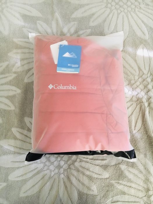Оригинальный пуховик изUSA COLUMBIA яркокрасный цвет подарок бесплатно
