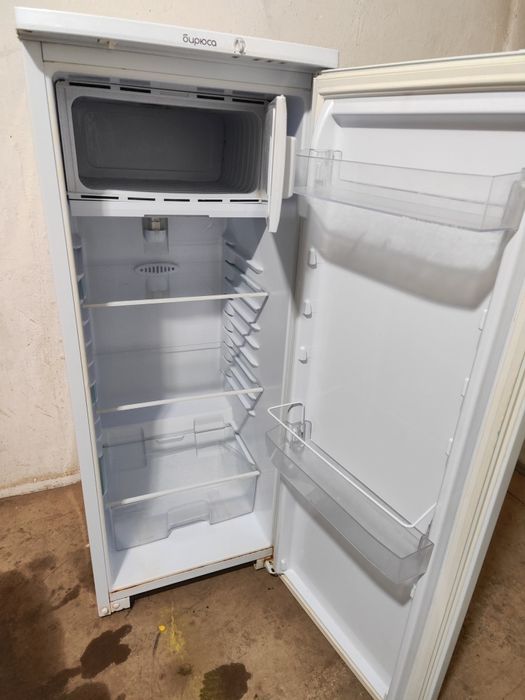 Холодильник рабочий