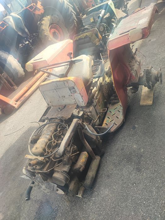 Piese tractor Massey Ferguson 130