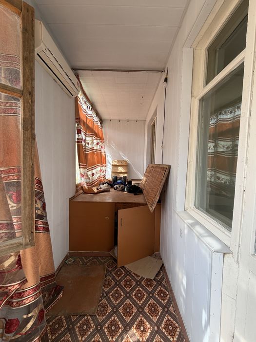 Kvartira sotiladi 2 xona