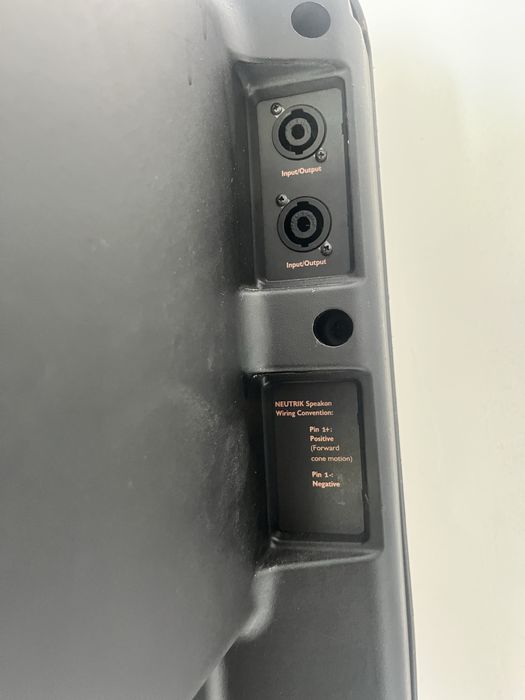 JBL Eon 15 пасивни колони
