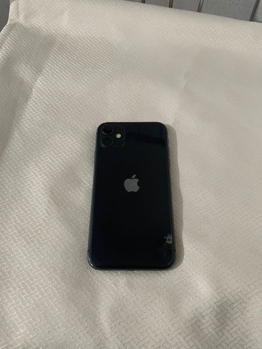 Продаю iPhone 11 в хрошем состояние