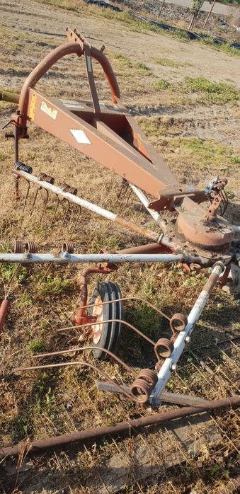 Greblă KUHN mudel nou 9 brațe