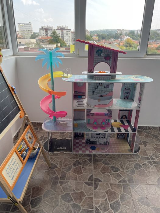 Децка къща ЛОЛ