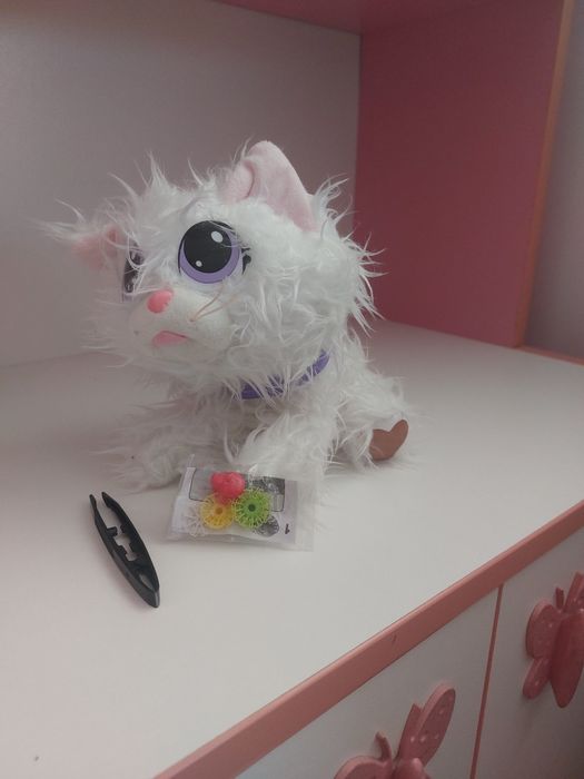 Коте с въшки (играчка от рекламите)