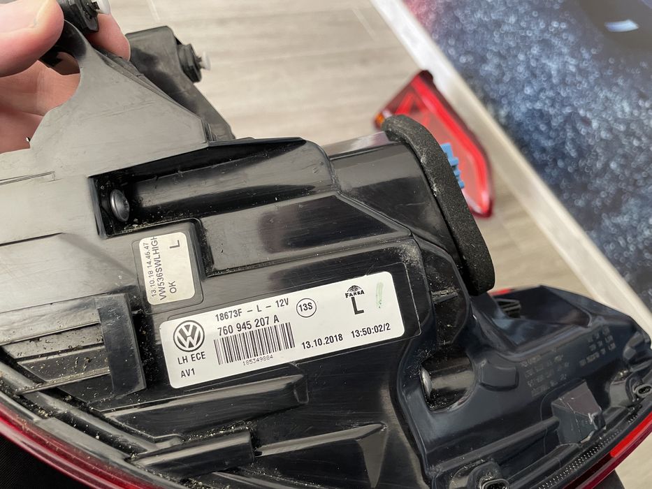 Vw touareg 3 стопове / стоп led/ задна врата/ задна броня