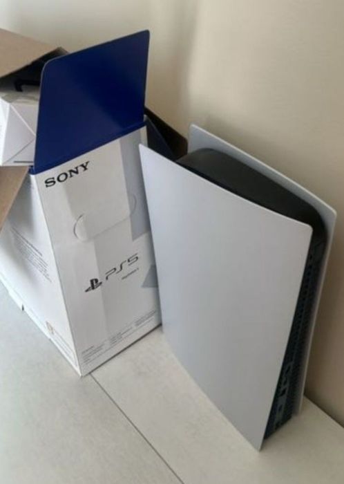 Продам Playstation 5