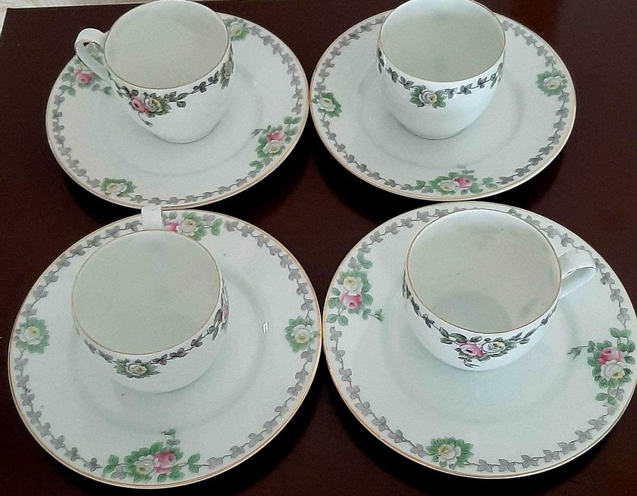 Сет от 4 чаши за кафе от фин порцелан