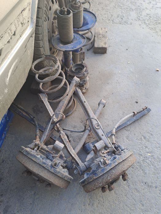 Мазда626 позапчастям