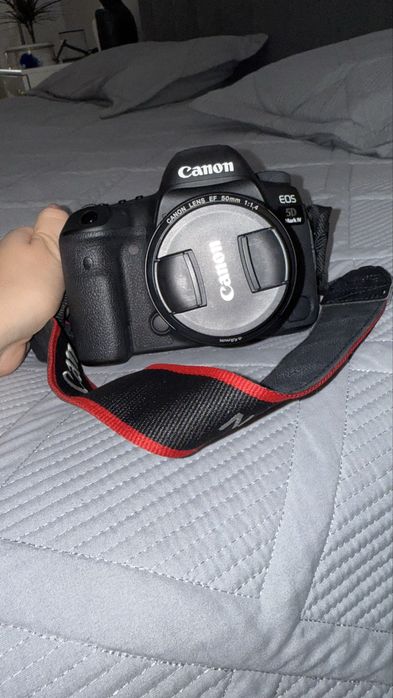 Продам Canon  EOS 5D Mark lV