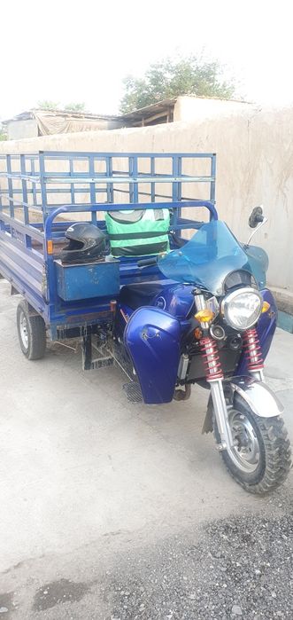 Eldosh motosikl sotiladi