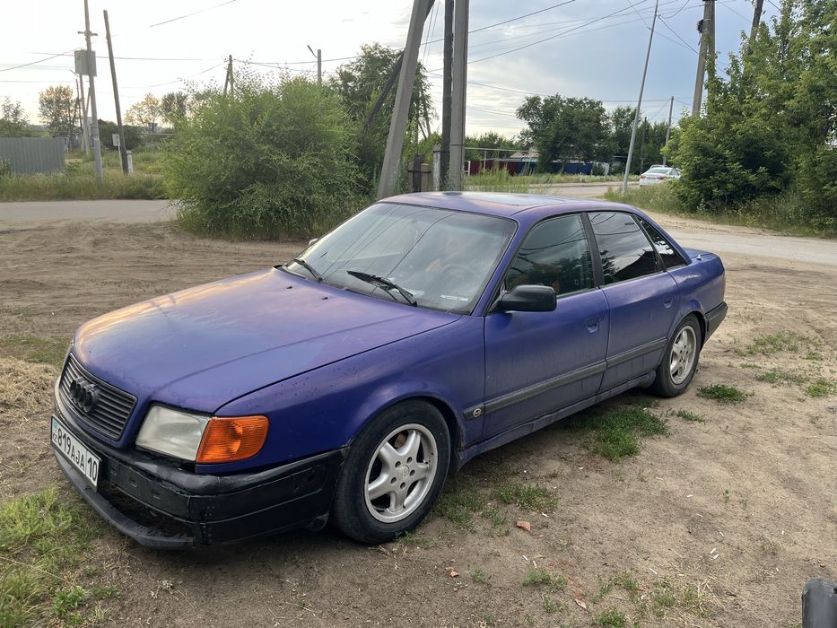 Продам ауди 100 с4