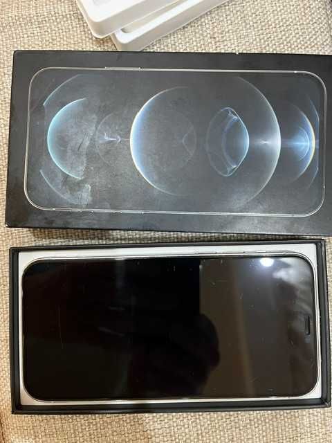 Продам Iphone Pro 12