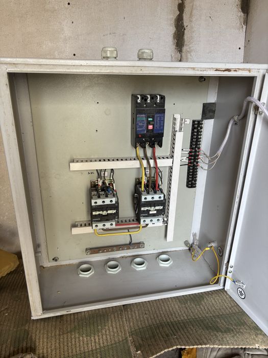 Шкаф АВР электромеханический