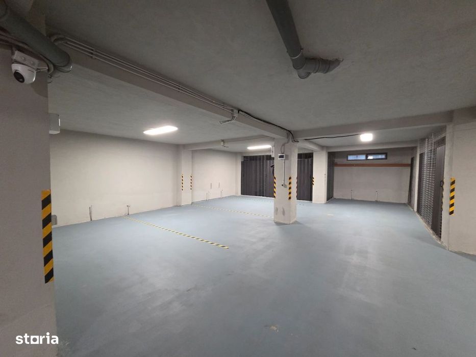 Spatiu subsol 227mp cu parcari subterane si boxe