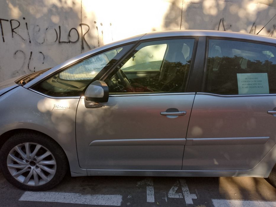 CITROËN C4 Picasso 2011 — imagine 2