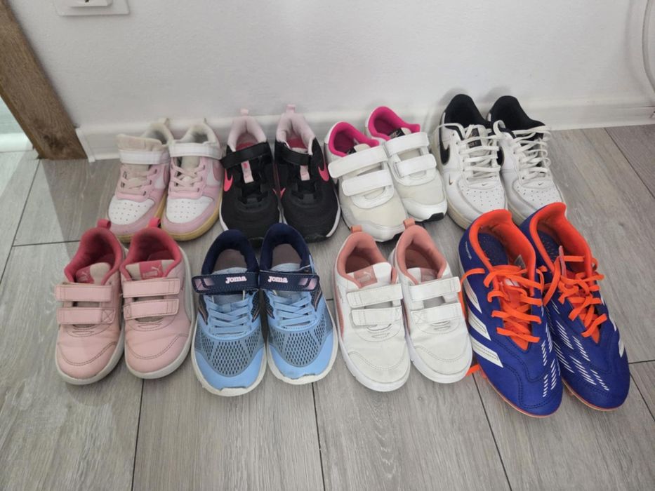 Adidași mărimi diferite!!