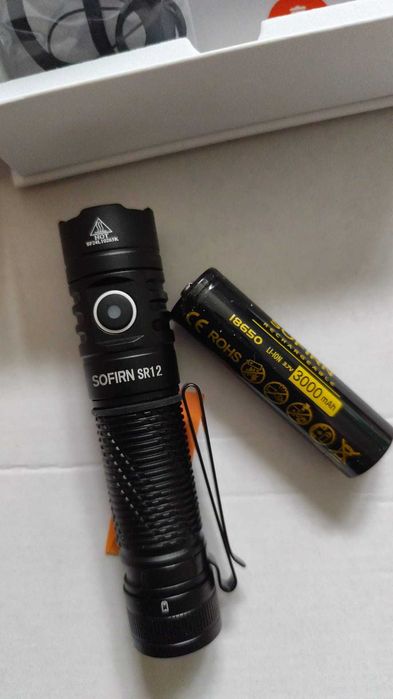 Lanterna EDC  Sofirn SR12 - 395m - set