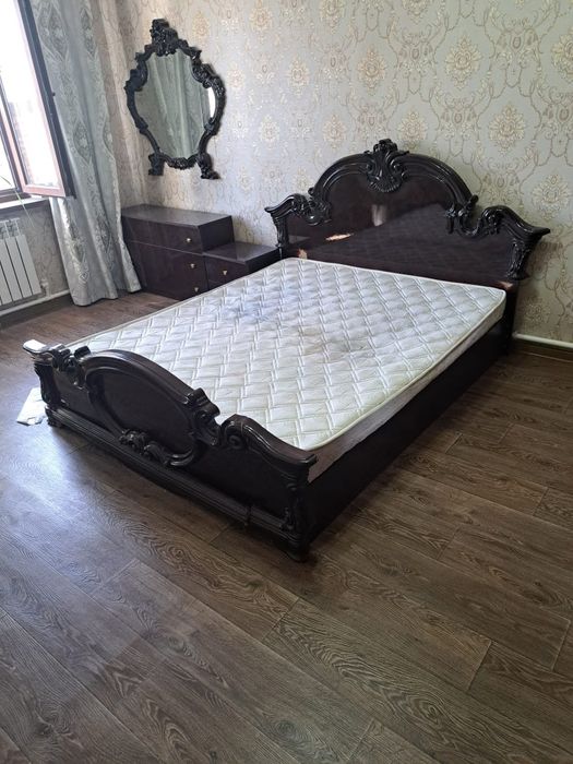 Продам кровать без матраса за 15тыщ