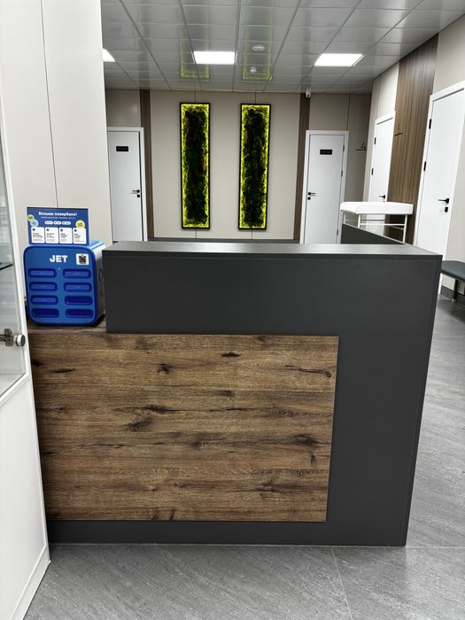 Ресепшен угловой б/у