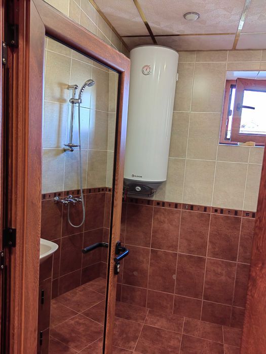 3 - стаен апартамент 100 кв. м. в идеален център на гр. Враца.