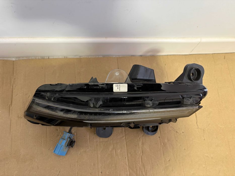 Daylight lumina de zi dreapta Peugeot 3008 dupa 2020 cod 9836230980