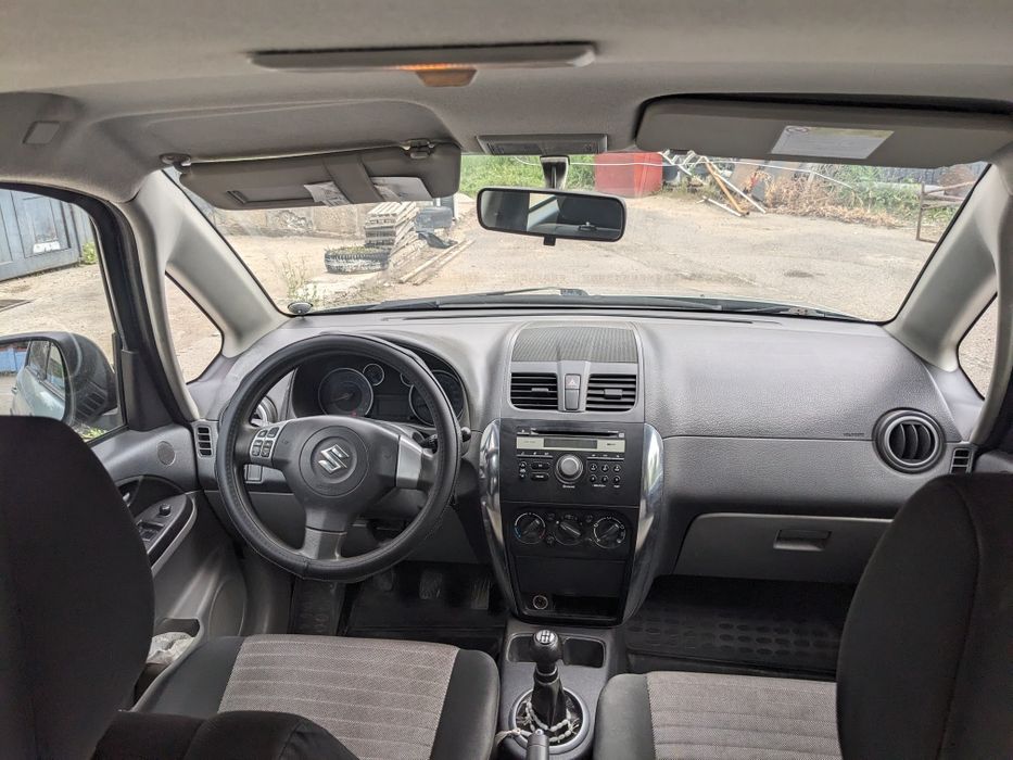 Suzuki SX4 2011 хетчбэк