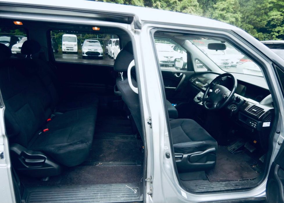 Продаётся машина Хонда Элюзион