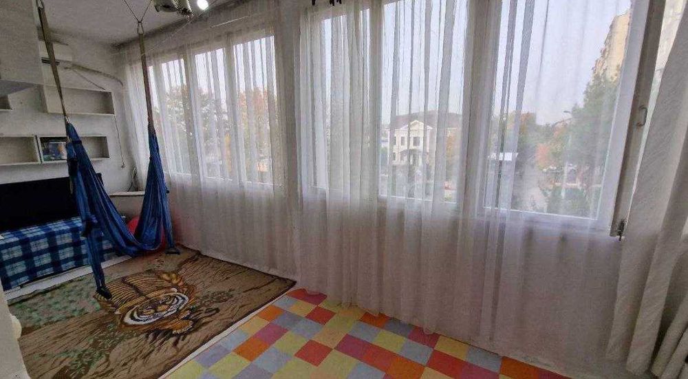 3/3/5 Ташсельмаш боткина балкон 2х6