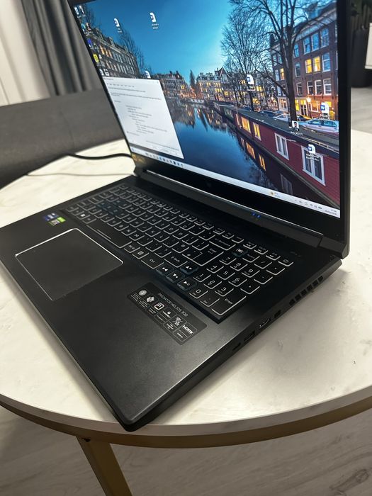 Acer Predator 17 inch, i9 11th Gen Intel(R), Geforce Rtx 3070 8GB