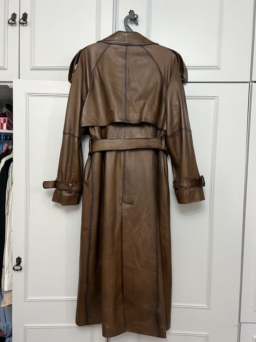 Продам кожаный тренч