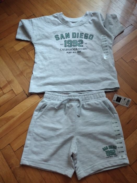 Set pantalon scurt si tricou NOU pt copii