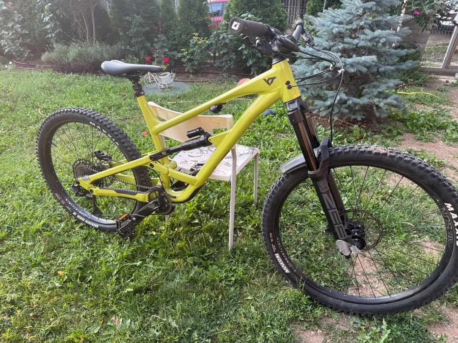 Downhill велосипед Capra
