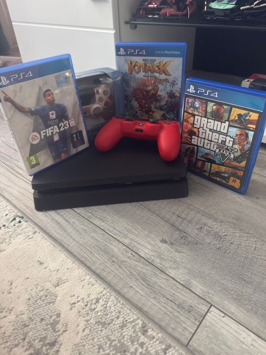 Vand Play Station 4