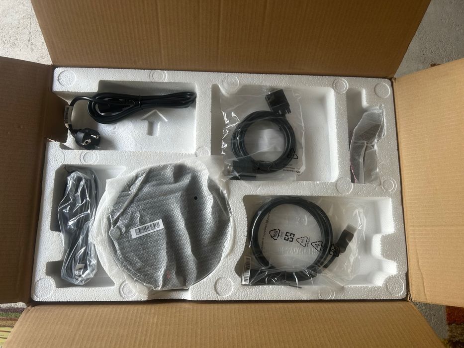 Монитор Lenovo ThinkVision E24-10