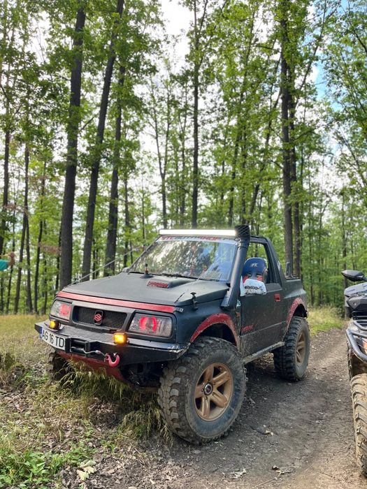 Se vinde suzuchi vitara