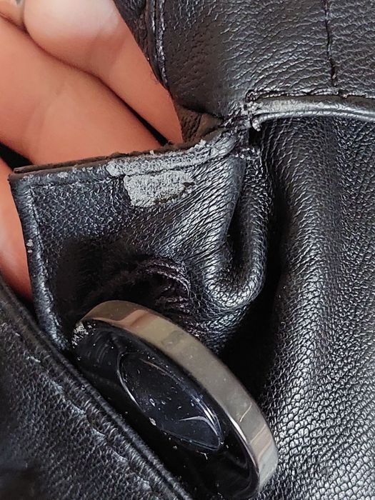 Кожаный плащ женский