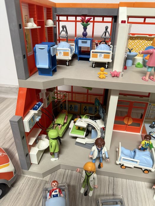 Vând spital PLAYMOBIL