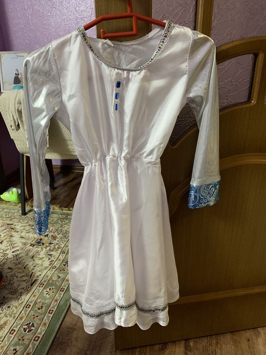 Продается Костюм Снегурочки