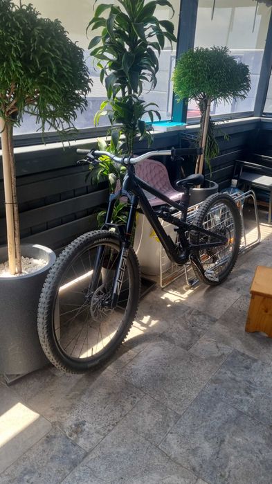 Bicicleta full suspension