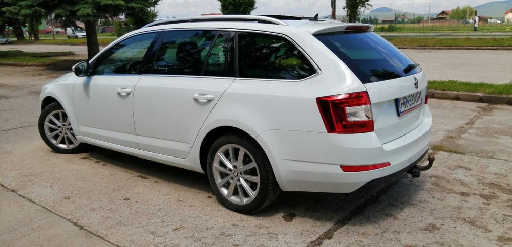 SKODA Octavia 2017 — imagine 3